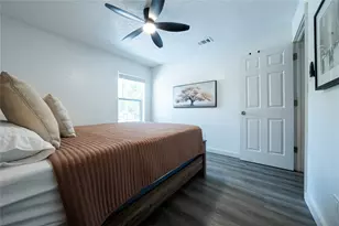 809 W Broadus Ave, Fort Worth, TX 76115 - Photo 15
