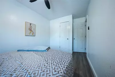 809 W Broadus Avenue, Fort Worth, TX 76115 - Photo 13