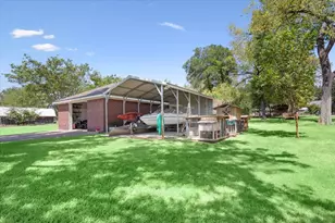 172 Brazos Point Dr, Waco, TX 76705 - Photo 29