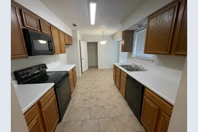 5800 Stone Meadow Lane, Fort Worth, TX 76179 - Photo 7