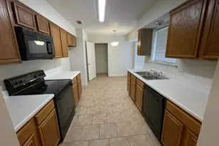 5800 Stone Meadow Ln, Fort Worth, TX 76179 - Photo 7