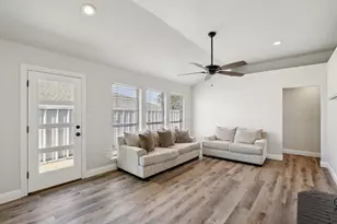 767 Deauville Cir E, Fort Worth, TX 76108 - Photo 3