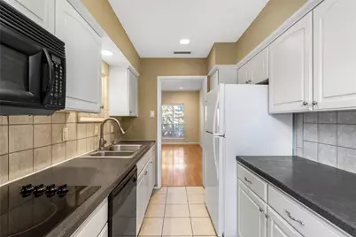 6011 E University Boulevard #247, Dallas, TX 75206 - Photo 9