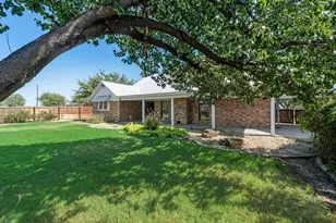 10594 Sam Reynolds Rd, Justin, TX 76247 - Photo 29
