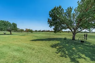 10594 Sam Reynolds Rd, Justin, TX 76247 - Photo 33