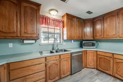 10594 Sam Reynolds Road, Justin, TX 76247 - Photo 15