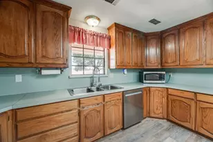 10594 Sam Reynolds Rd, Justin, TX 76247 - Photo 15