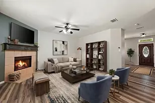 517 Zachum Dr, Arlington, TX 76002 - Photo 5