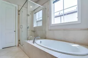 2113 Minehampton Ln, Dallas, TX 75201 - Photo 9
