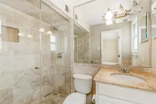 10111 Regal Park Ln, Dallas, TX 75230 - Photo 9
