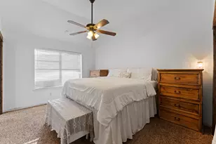 1060 Parkhill Ave, Saginaw, TX 76179 - Photo 17