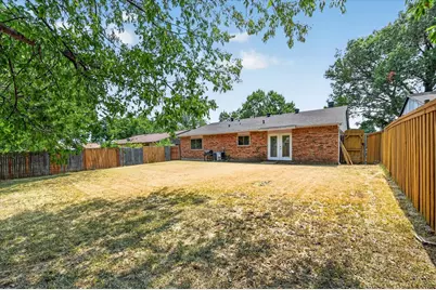 7131 Nutmeg Lane, Dallas, TX 75249 - Photo 19