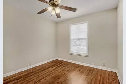 1811 W College Street, Sherman, TX 75092 - Photo 15