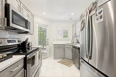 2902 State Street #22, Dallas, TX 75204 - Photo 9