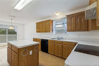 8104 Berkshire Drive, Fort Worth, TX 76137 - Photo 11