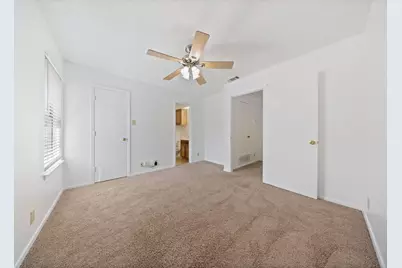 929 W Hickory Street #A5, Denton, TX 76201 - Photo 17