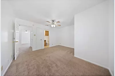 929 W Hickory Street #A5, Denton, TX 76201 - Photo 19