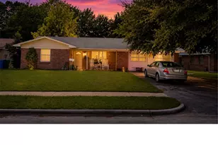 349 Rivercrest Dr, Lewisville, TX 75067 - Photo 1
