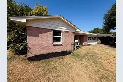349 Rivercrest Drive, Lewisville, TX 75067 - Photo 3