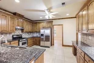 8760 Co Rd 858, McKinney, TX 75071 - Photo 11