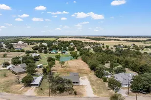 296 Ish St, China Spring, TX 76633 - Photo 35