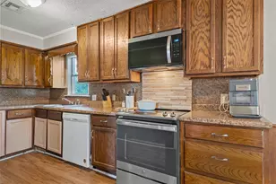 296 Ish St, China Spring, TX 76633 - Photo 7