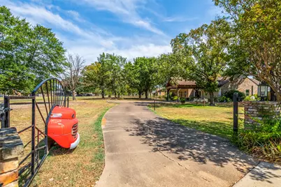 719 S Houston Street, Edgewood, TX 75117 - Photo 35