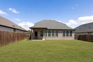 628 Hidden Cove Dr, Princeton, TX 75407 - Photo 19