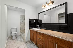 909 Robertson Rd, Grand Prairie, TX 75050 - Photo 19