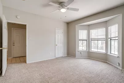 3212 Donnelly Circle #502, Fort Worth, TX 76107 - Photo 5