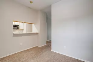 3212 Donnelly Cir, Fort Worth, TX 76107 - Photo 9