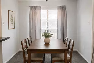 2106 Rainbow Dr, Arlington, TX 76011 - Photo 5