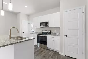 403 N Hansbarger St, Everman, TX 76140 - Photo 13
