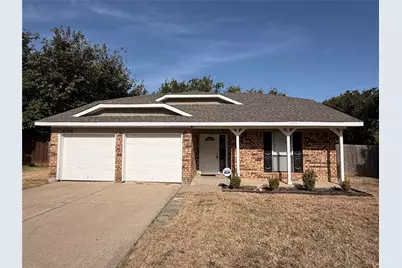 6206 Fernwood Drive, Arlington, TX 76001 - Photo 1