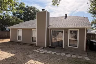 6206 Fernwood Dr, Arlington, TX 76001 - Photo 5