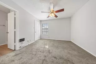 929 W Hickory St, Denton, TX 76201 - Photo 15