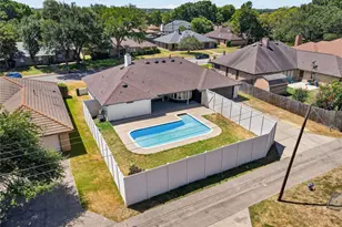 319 Hummingbird Ln, Duncanville, TX 75137 - Photo 33