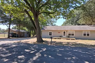 2619 Charity Rd, Commerce, TX 75428 - Photo 5