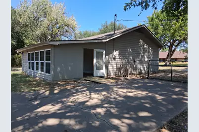 2619 Charity Road, Commerce, TX 75428 - Photo 11