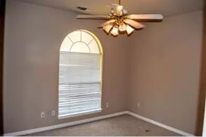 1321 Trophy Court W, Midlothian, TX 76065 - Photo 5
