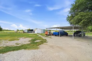 748 Rocky Ridge Ln, Weatherford, TX 76085 - Photo 33