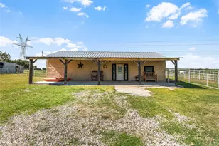 748 Rocky Ridge Ln, Weatherford, TX 76085 - Photo 23