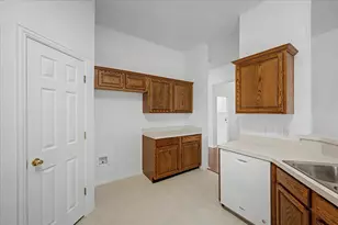 633 Darlington Trail, Fort Worth, TX 76131 - Photo 11