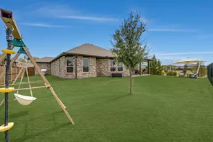 1024 Auburn Dr, Justin, TX 76247 - Photo 27