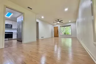 1812 Carlton St, Denton, TX 76201 - Photo 7