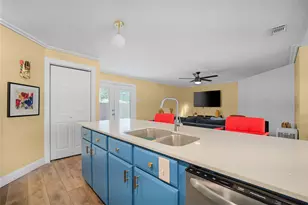 10447 Sylvia Dr, Dallas, TX 75228 - Photo 17