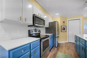10447 Sylvia Dr, Dallas, TX 75228 - Photo 9