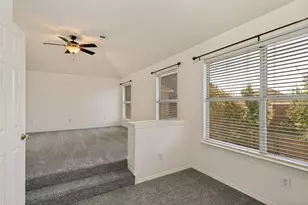 2424 Hunters Run Dr, Plano, TX 75025 - Photo 15