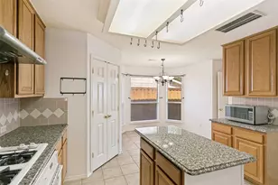 2424 Hunters Run Dr, Plano, TX 75025 - Photo 13