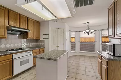 2424 Hunters Run Drive, Plano, TX 75025 - Photo 9